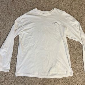 Men’s XL Patagonia Long Sleeved Tee Shirt